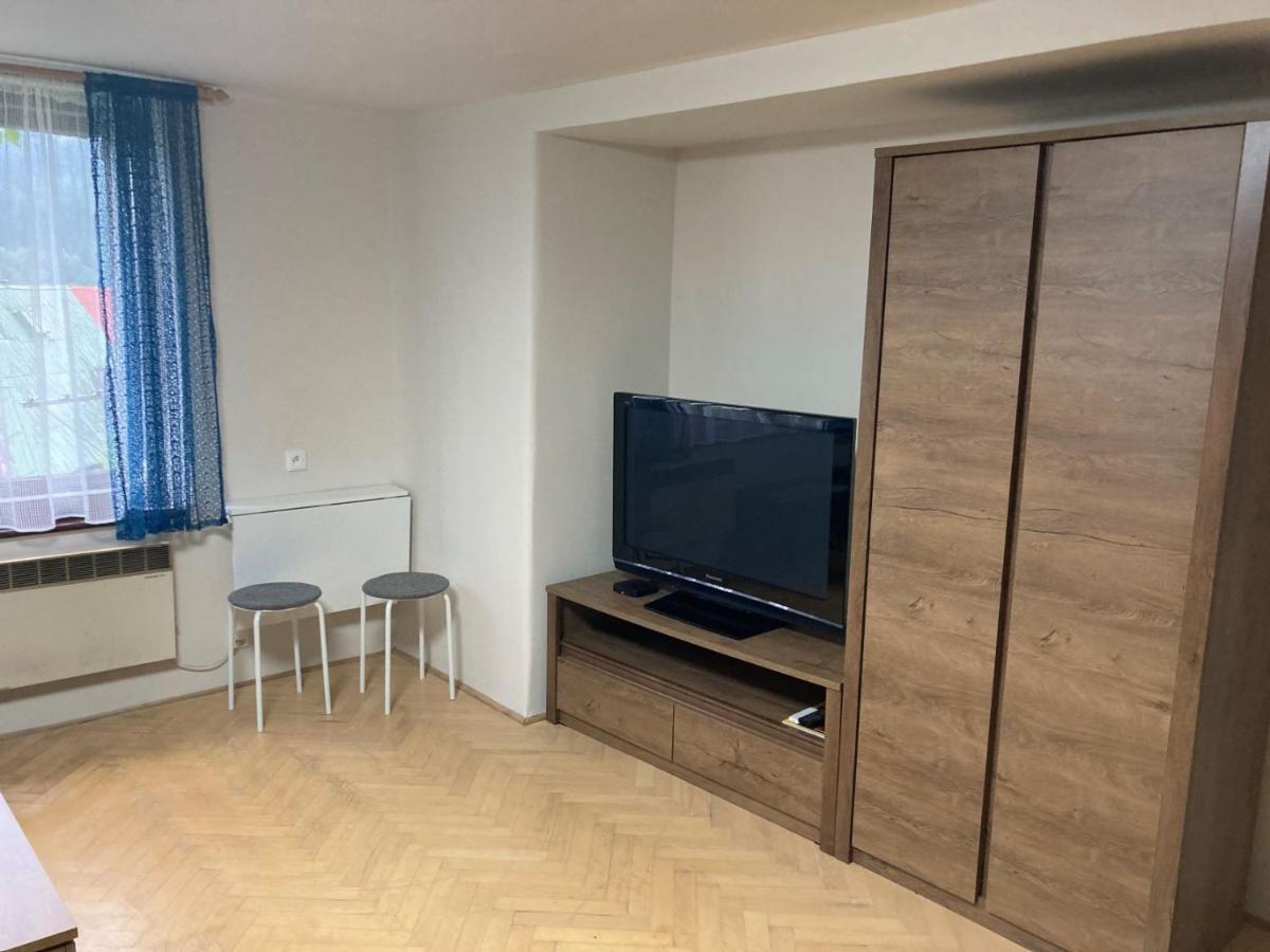 Apartman Rekys Jiretin pod Bukovou Esterno foto